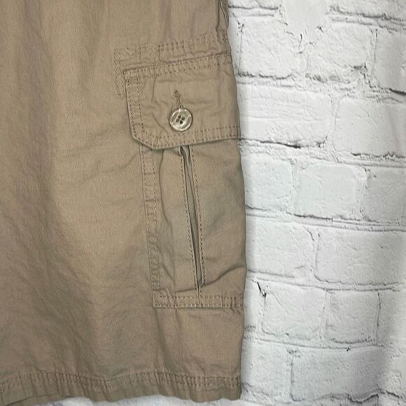Michael Brandon Men’s Khaki Cargo Shorts size 36 - Picture 2 of 5
